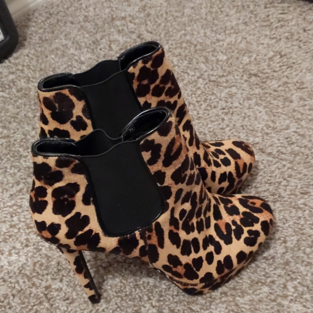 Leopard print heels